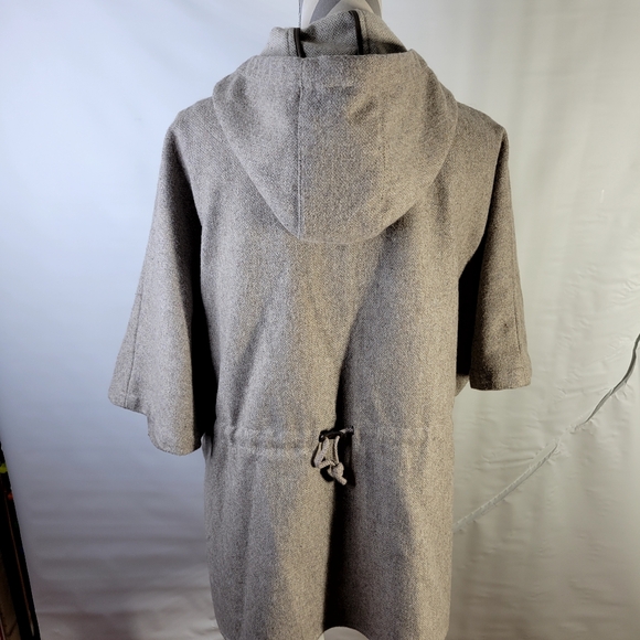 Eddie Bauer Womans Wool Blend Poncho/Cape Side snaps One size fits most Full Zip - Picture 7 of 16